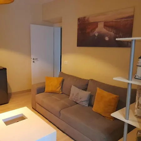 Saranda Beach Apartment * Sarande