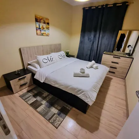 Saranda Beach Apartment * Sarande