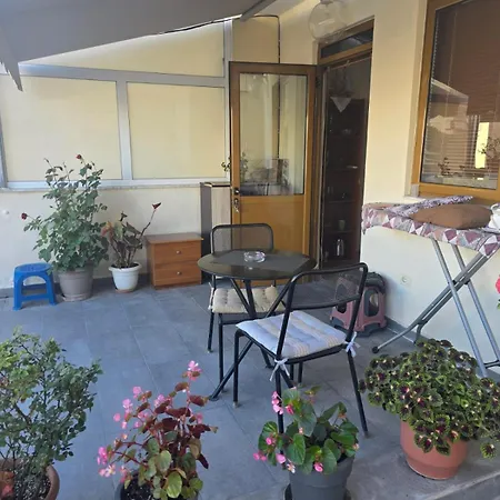 Saranda Beach Apartment Apartment *